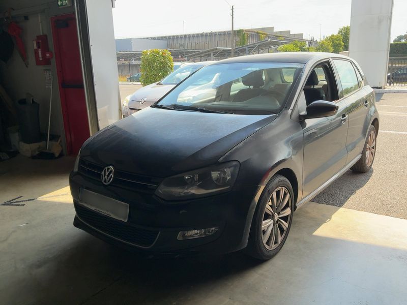 Volkswagen Polo 1.6 TDI — 1/8