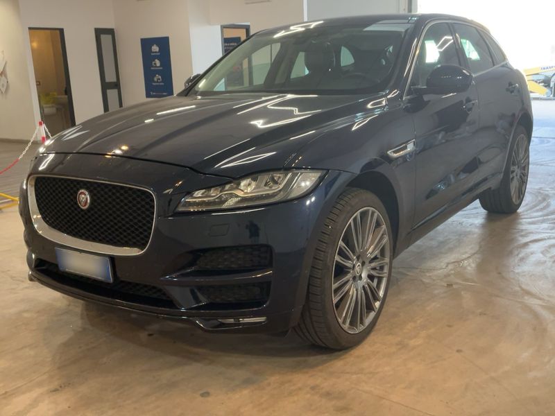Jaguar F-Pace 20d — 1/8