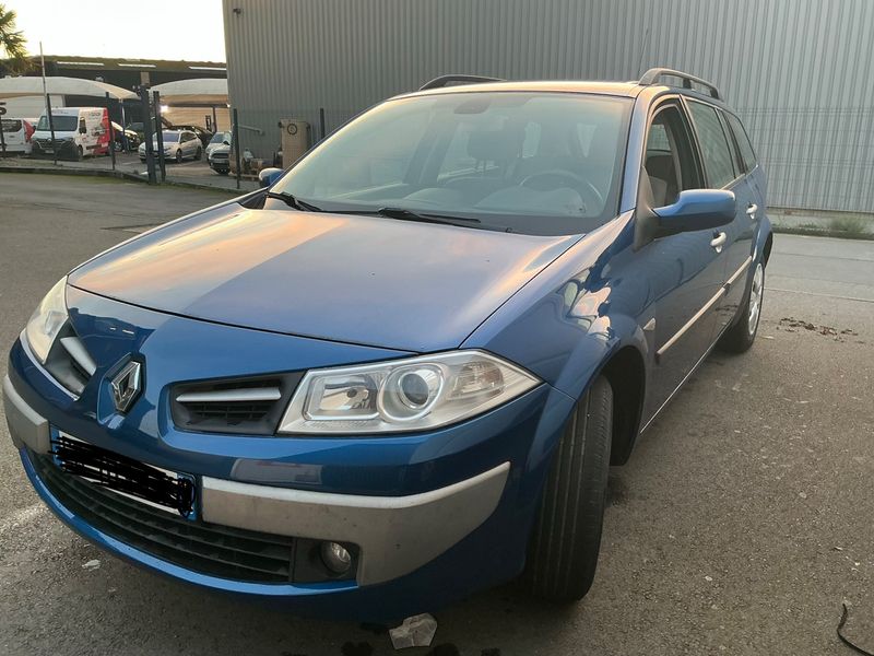 Renault Megane 1.5 dCi — 1/8