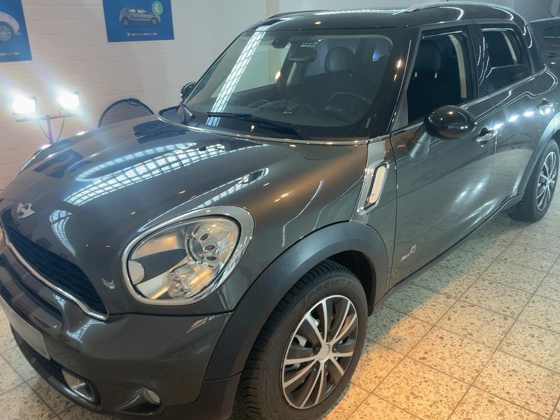 MINI Countryman Cooper SD — фото 1