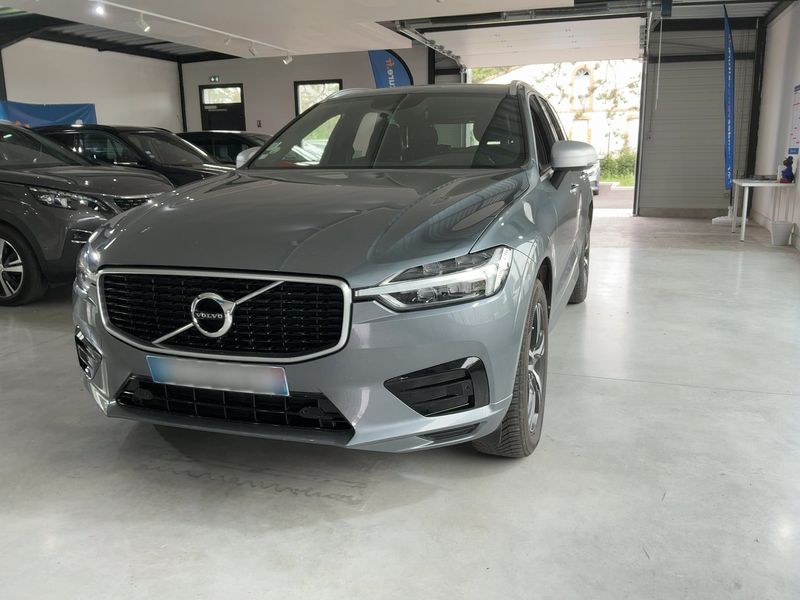 Volvo XC60 2.0 D4 — 1/8
