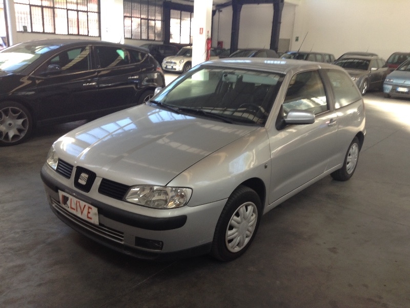 Seat Ibiza 1.4 — 1/8