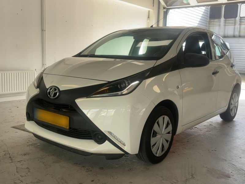 Toyota Aygo 1.0 VVT-i — 1/8