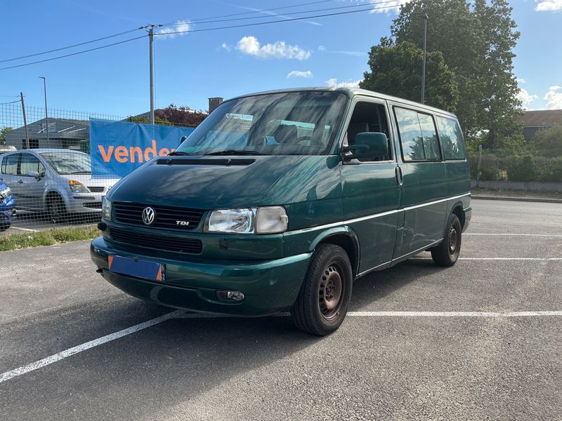 Volkswagen T4 Multivan 2.5 TDI — фото 1