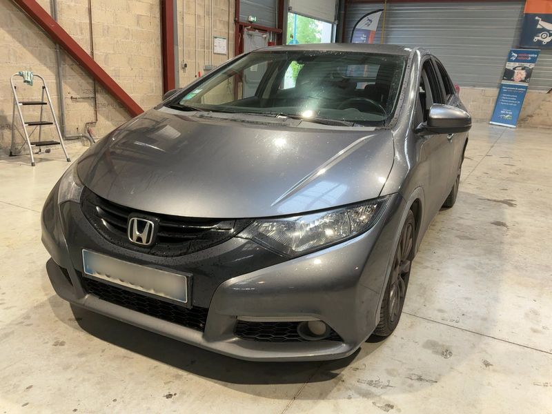 Honda Civic 2.2 DTEC — фото 1