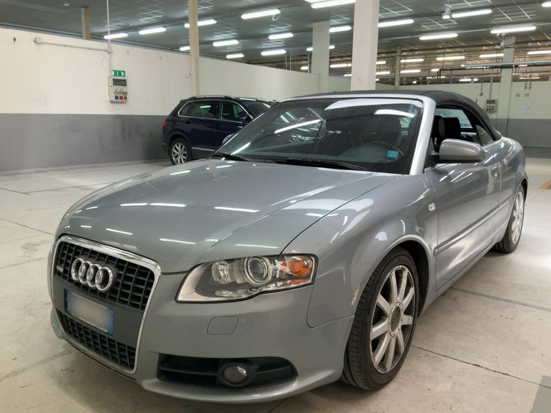 Audi A4 2.0 TDI — 1/8