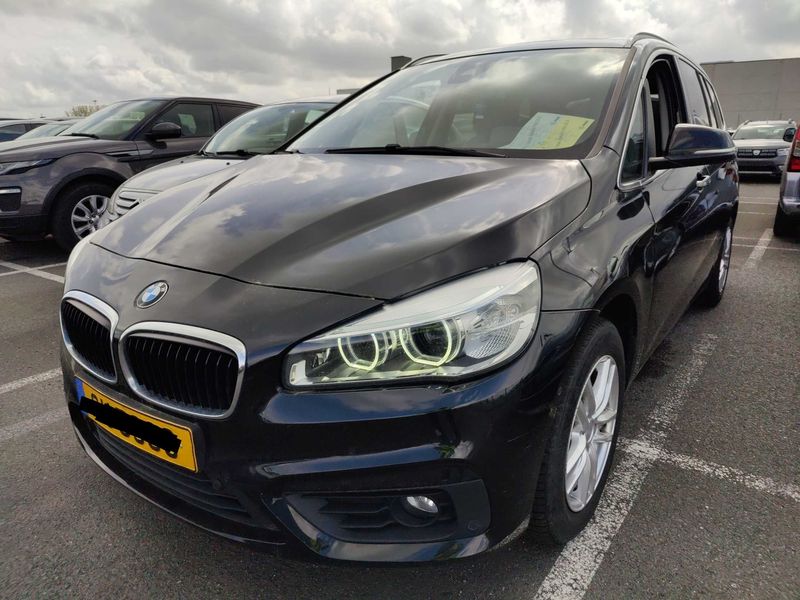BMW 2er 218d Gran Tourer — 1/8