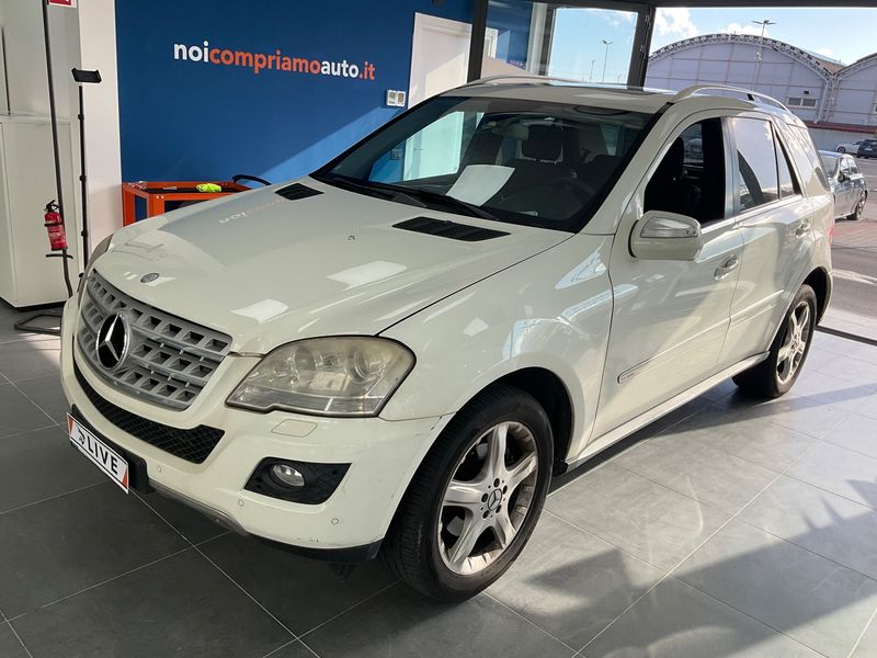 Mercedes-Benz M-Klasse ML 350 CDI — 1/8