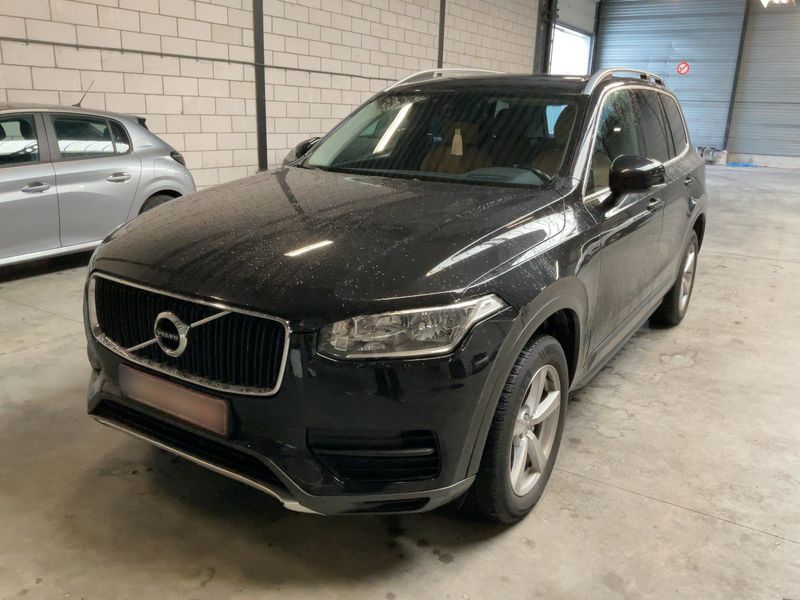 Volvo XC90 2.0 D4 — 1/8