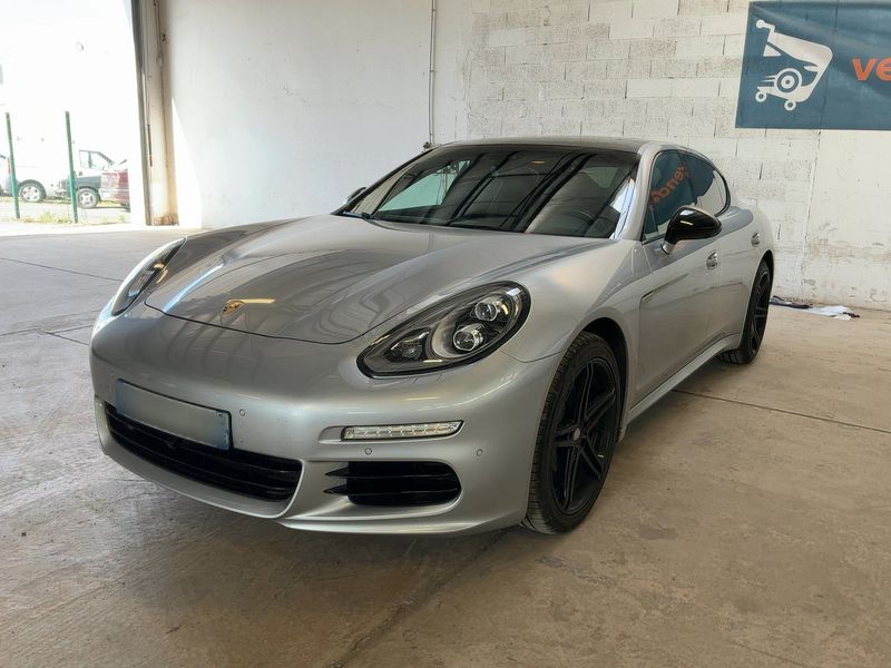Porsche Panamera Diesel — 1/8