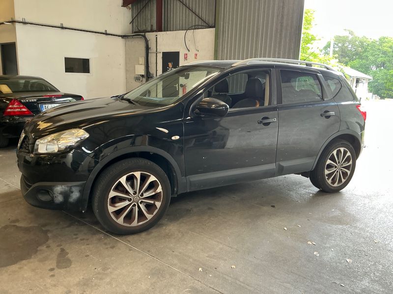 Nissan Qashqai 2.0 — 1/8