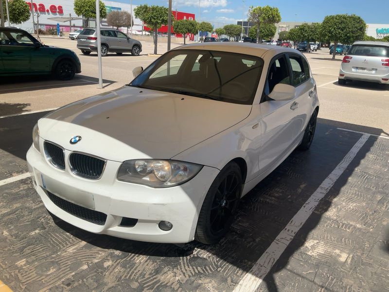 BMW 1er 120d — фото 1