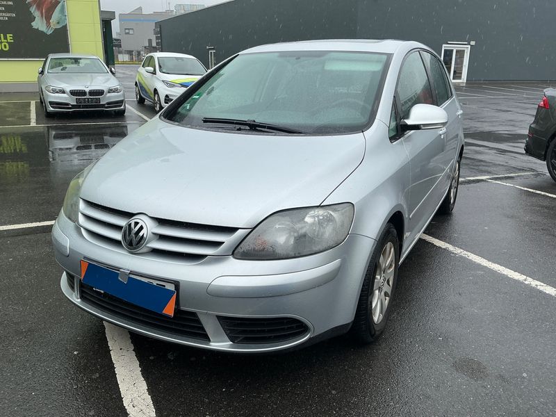 Volkswagen Golf V Plus 1.6 FSI — 1/8