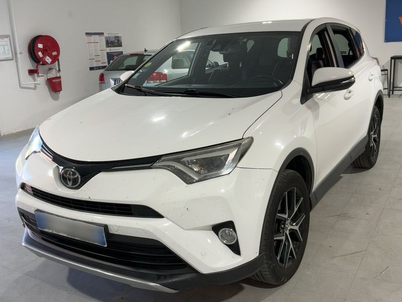 Toyota RAV 4 2.0 D-4D — 1/8