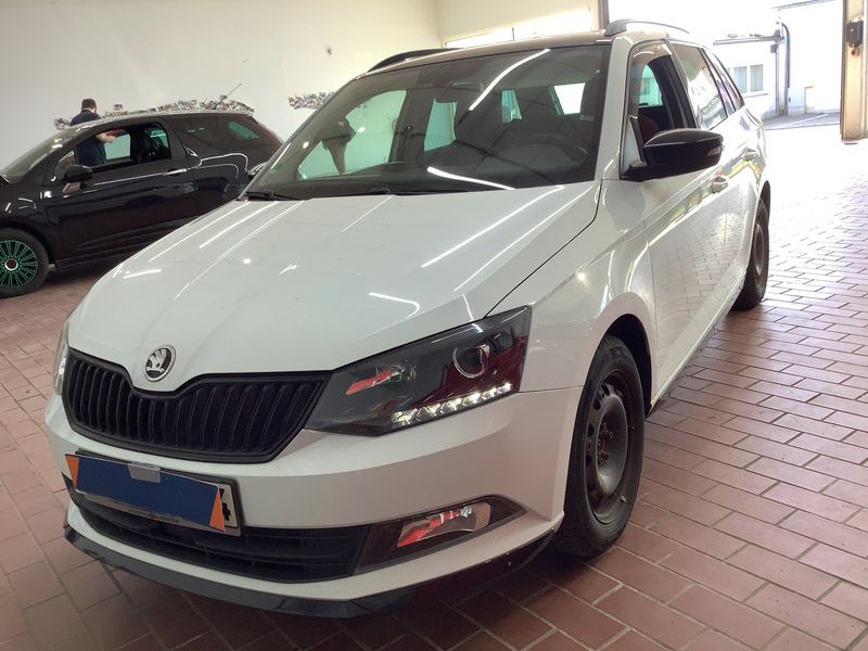 Skoda Fabia 1.2 TSI — фото 1