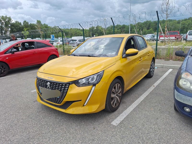 Peugeot 208 1.2 PureTech — 1/8