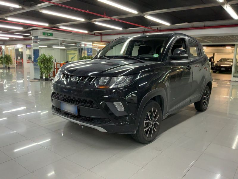 Mahindra KUV 100 1.2 — 1/8