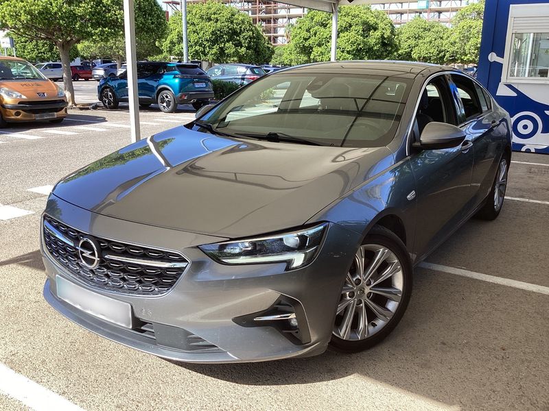 Opel Insignia Grand Sport 2.0 Turbo — фото 1