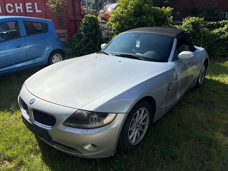 BMW Z4 2.0i — фото 1