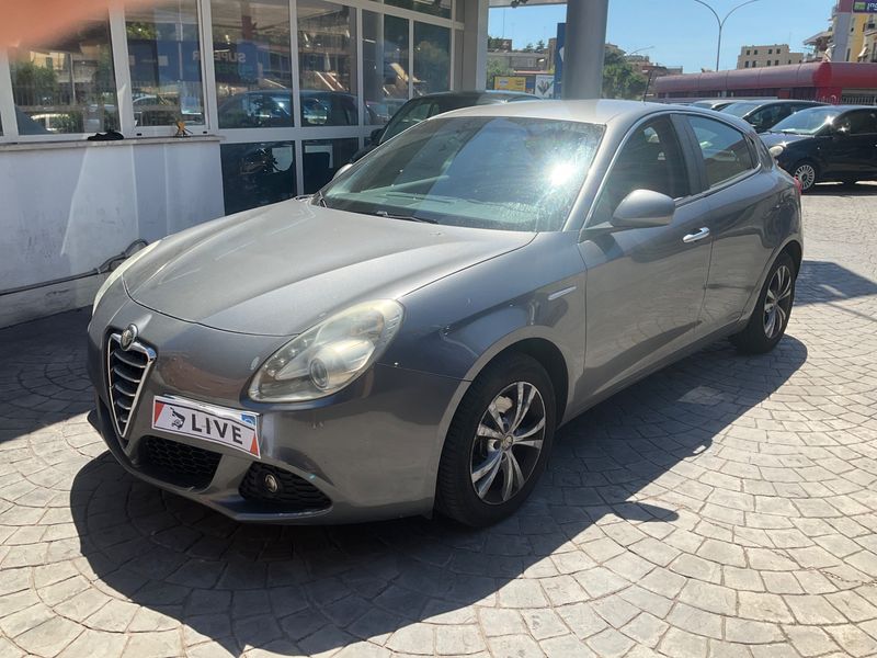 Alfa Romeo Giulietta 2.0 JTDM — 1/8