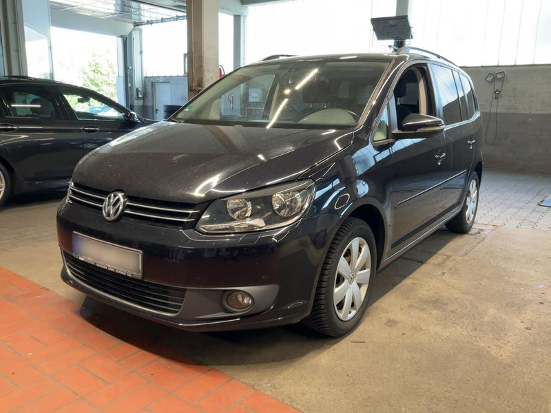 Volkswagen Touran 1.6 TDI — 1/8