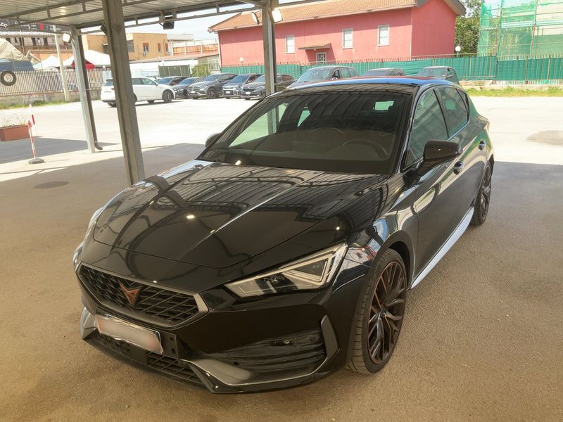 Cupra Leon 2.0 TSI — 1/8