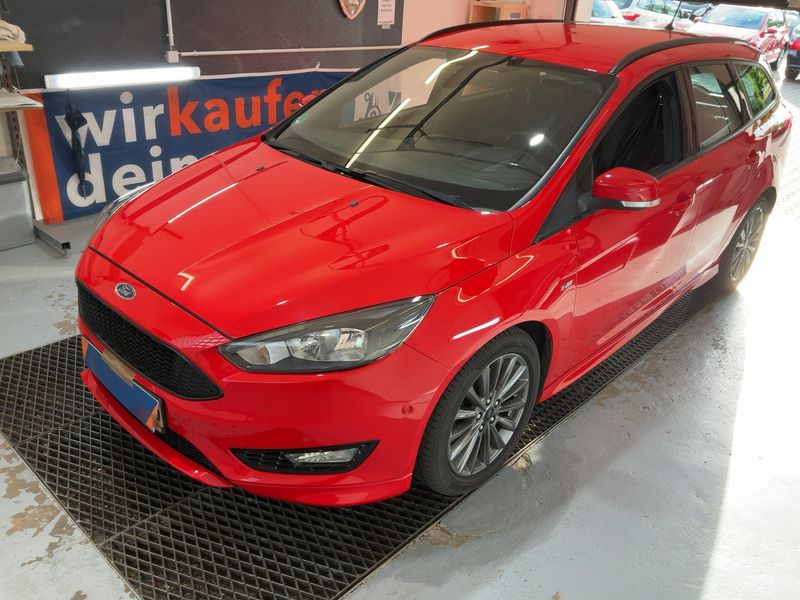 Ford Focus 1.5 EcoBoost — 1/8