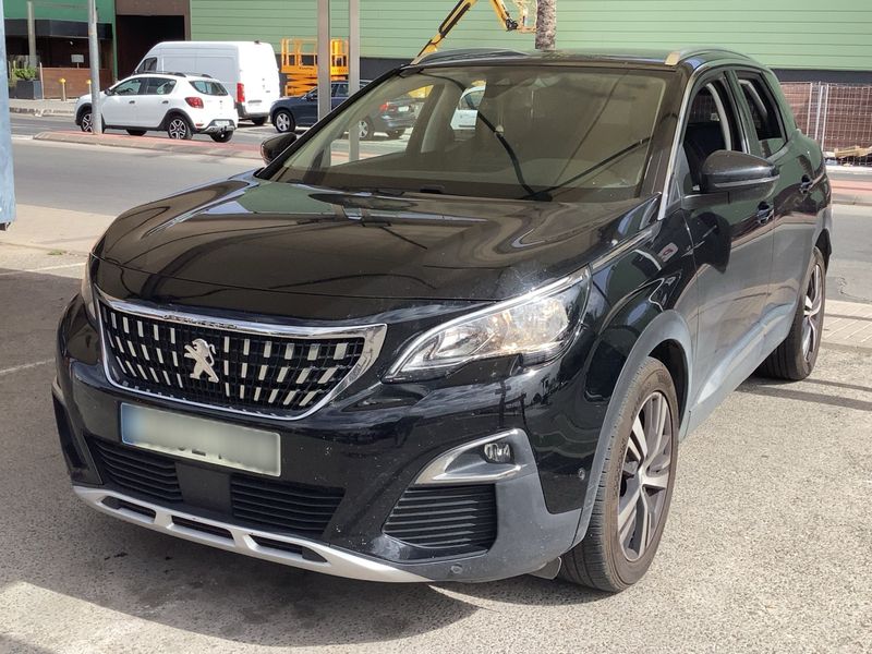 Peugeot 3008 1.6 Blue-HDi — 1/8