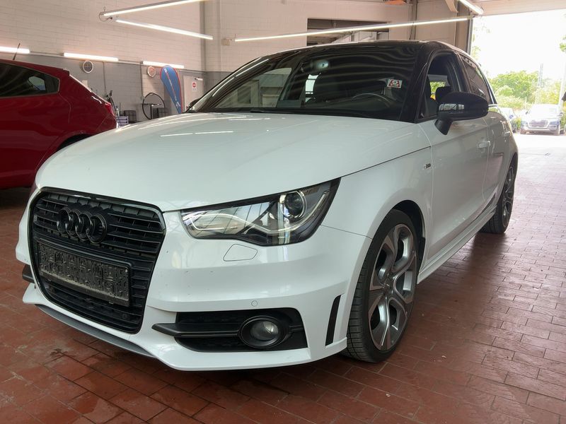 Audi A1 Sportback 1.4 TFSI — фото 1
