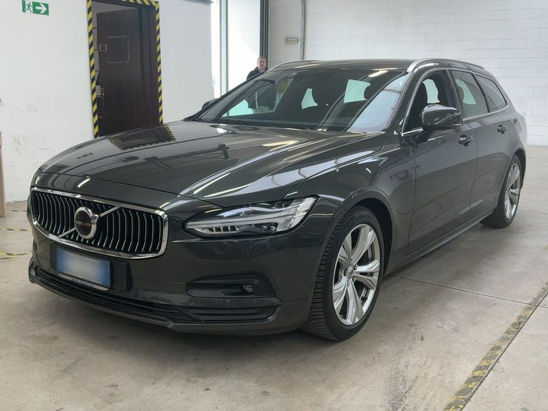 Volvo V90 2.0 D3 — 1/8