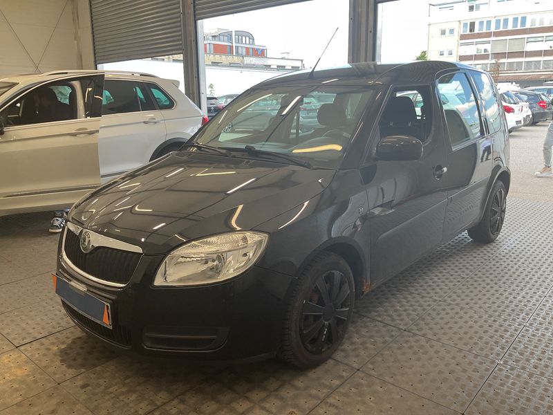 Skoda Roomster 1.6 — 1/8
