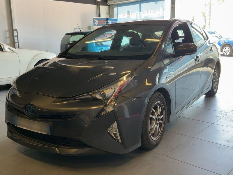 Toyota Prius 1.8 Hybrid — фото 1