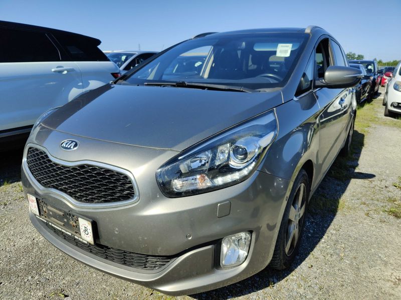 Kia Carens 1.7 CRDi — 1/8
