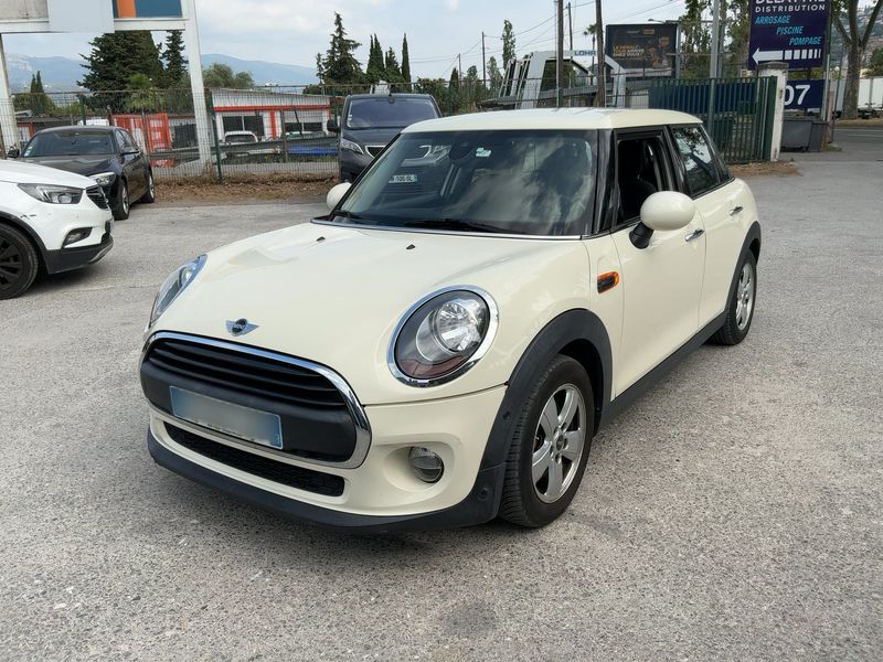 MINI MINI One — 1/8