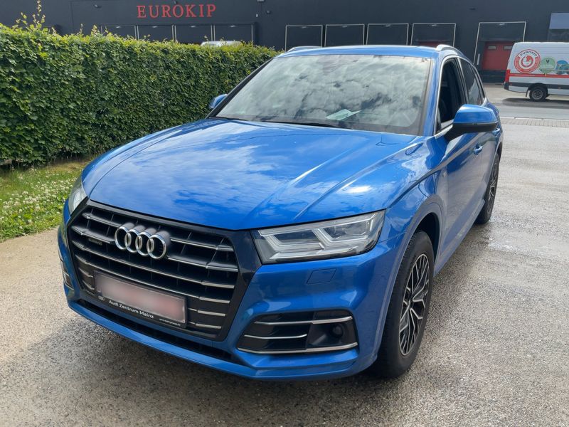 Audi Q5 55 TFSIe — 1/8