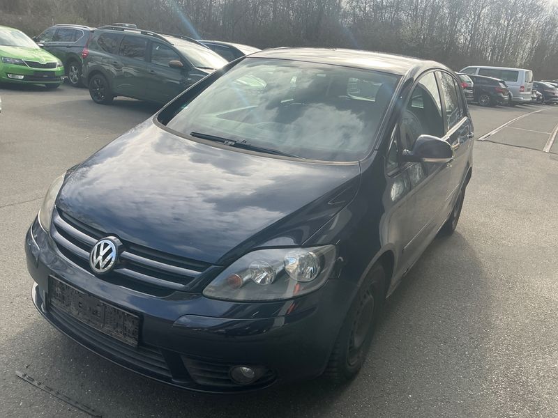 Volkswagen Golf V Plus 1.9 TDI — 1/8