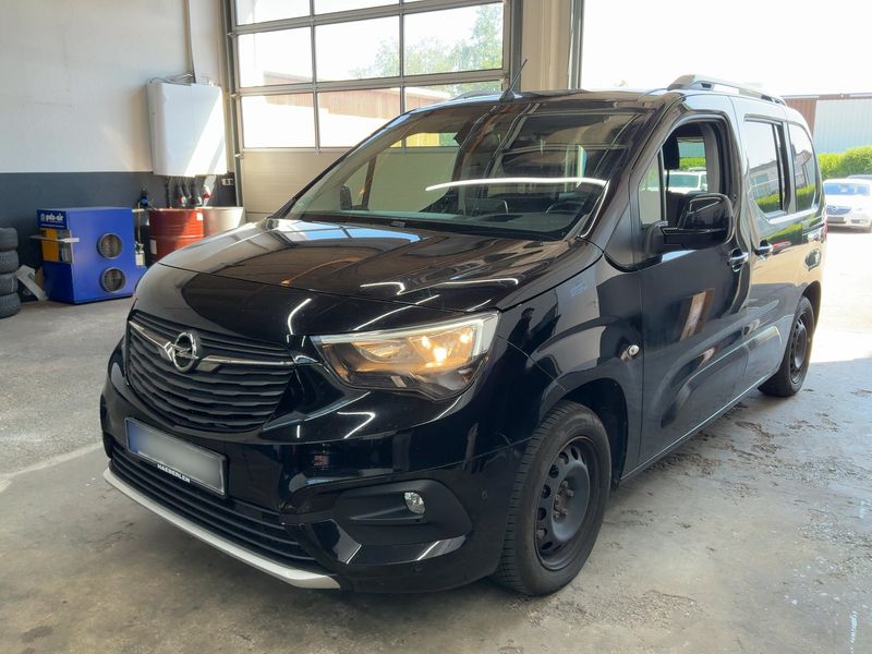 Opel Combo Life 1.2 Turbo — 1/8