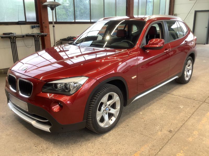 BMW X1 xDrive 20d — 1/8