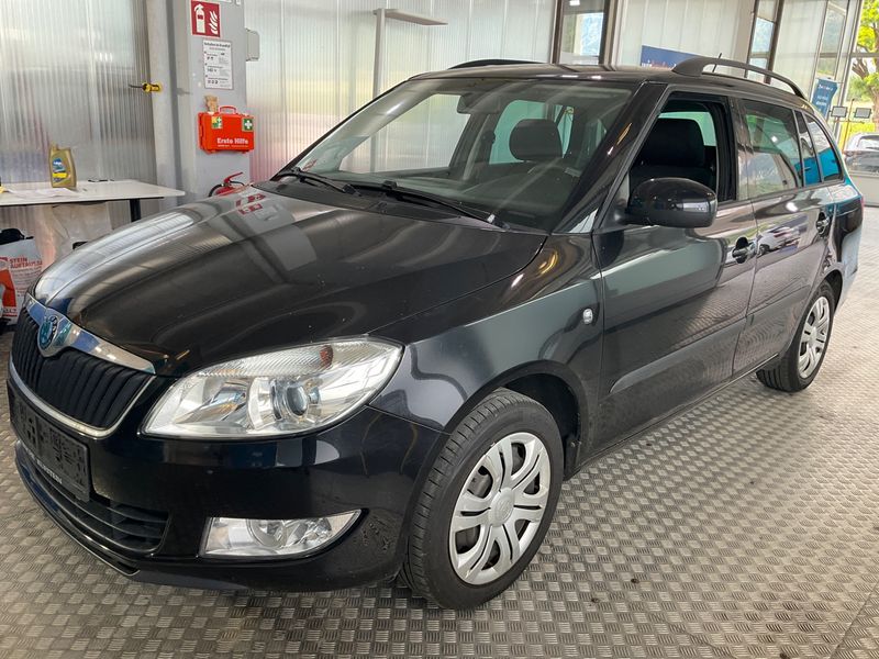 Skoda Fabia 1.2 — 1/8