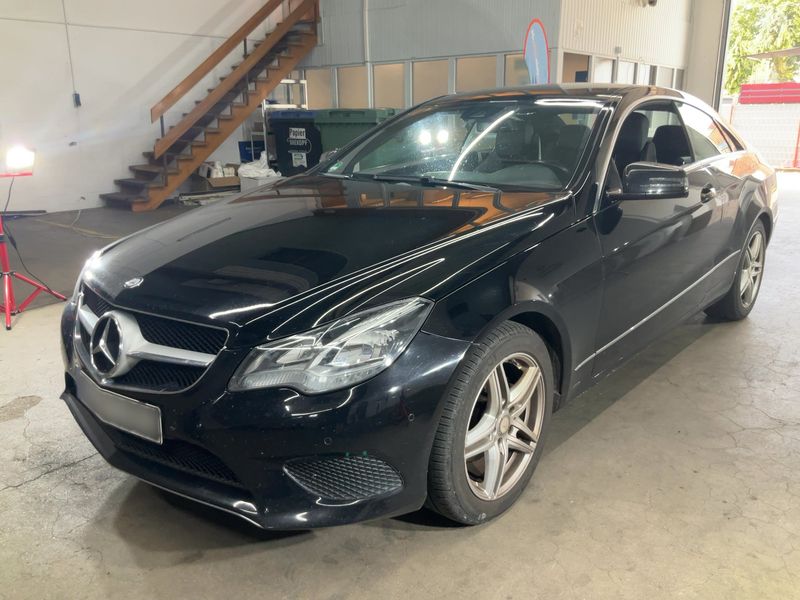 Mercedes-Benz E-Klasse E 200 CGI — 1/8