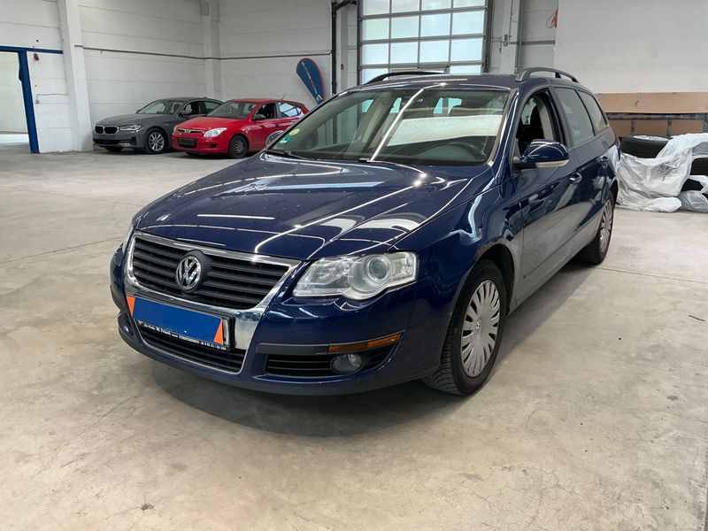 Volkswagen Passat 1.6 — 1/8