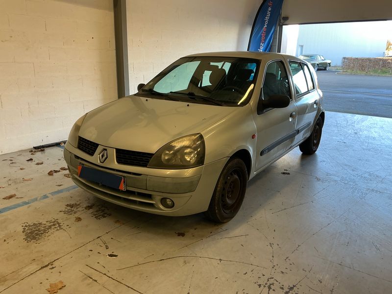 Renault Clio 1.2 — 1/8