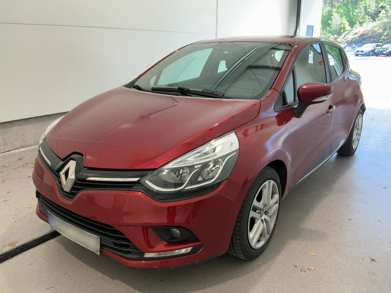 Renault Clio 1.2 — фото 1