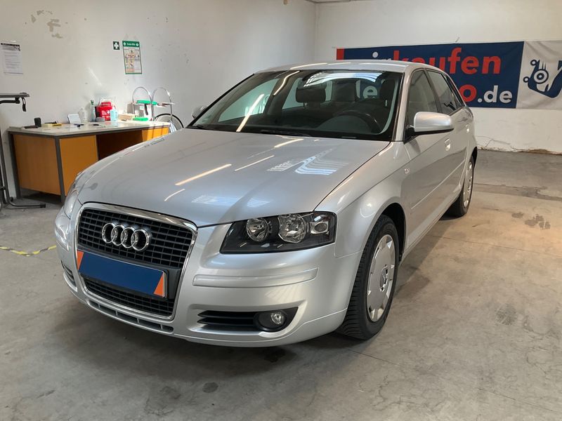 Audi A3 Sportback 1.6 FSI — фото 1