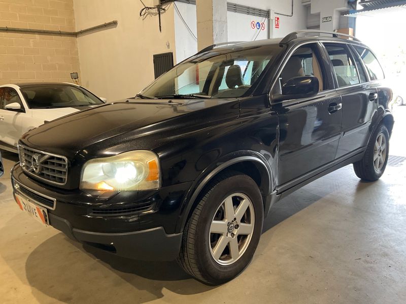 Volvo XC90 2.4 D3 — 1/8