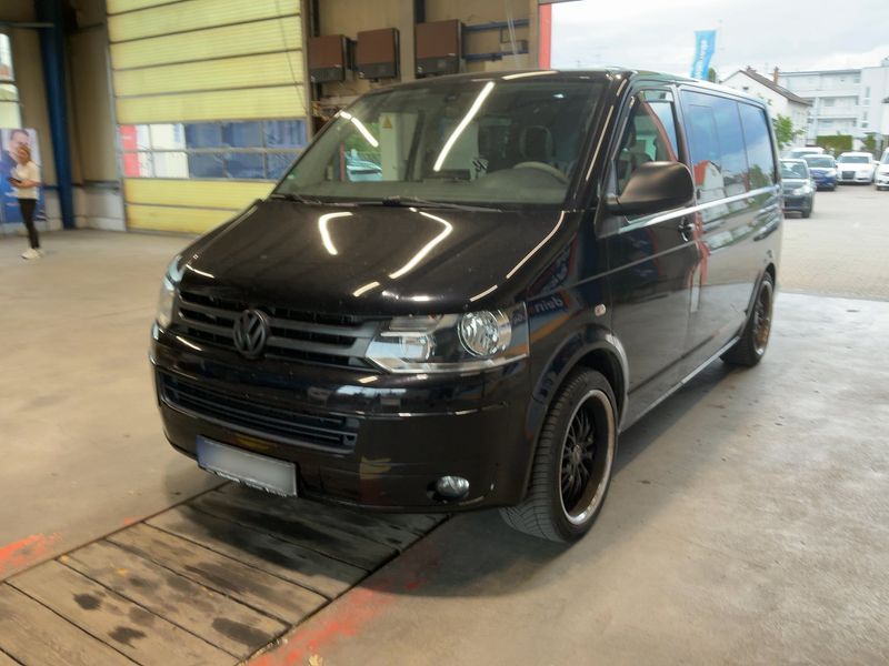 Volkswagen T5 Kombi 2.0 TDI — 1/8