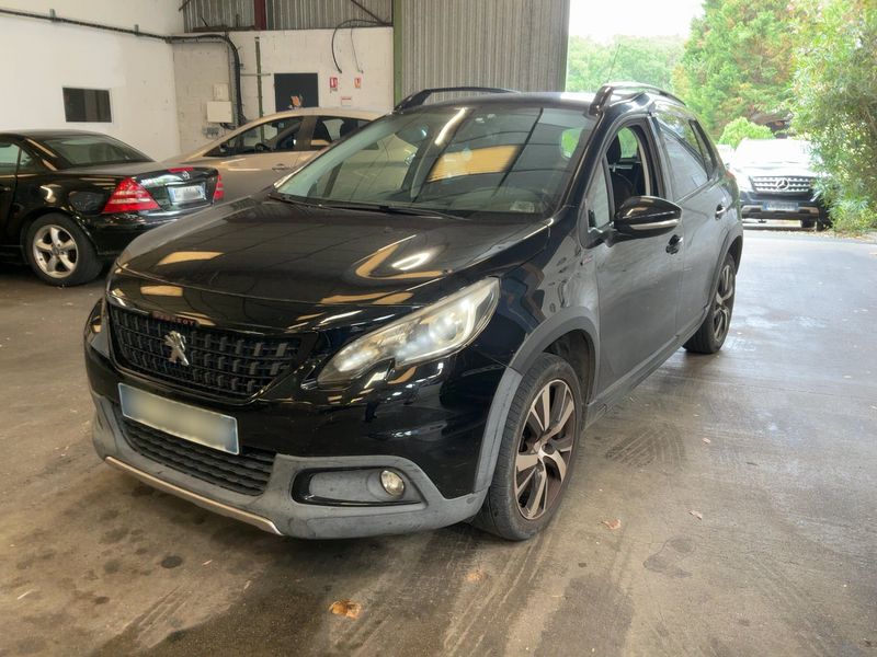 Peugeot 2008 1.2 e-THP — 1/8
