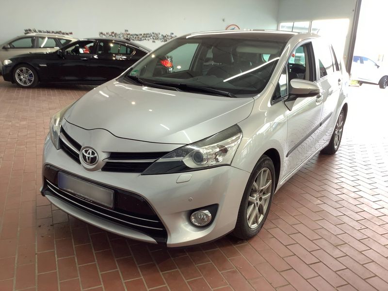 Toyota Verso 1.6 D-4D — 1/8