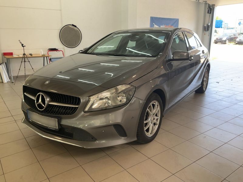 Mercedes-Benz A-Klasse A 180 — 1/8