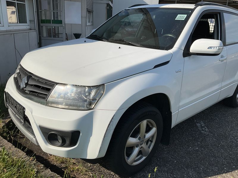 Suzuki Grand Vitara 1.9 DDiS — 1/8